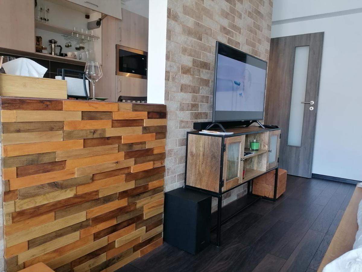 Wooden Touch Studio Brasov Exterior photo